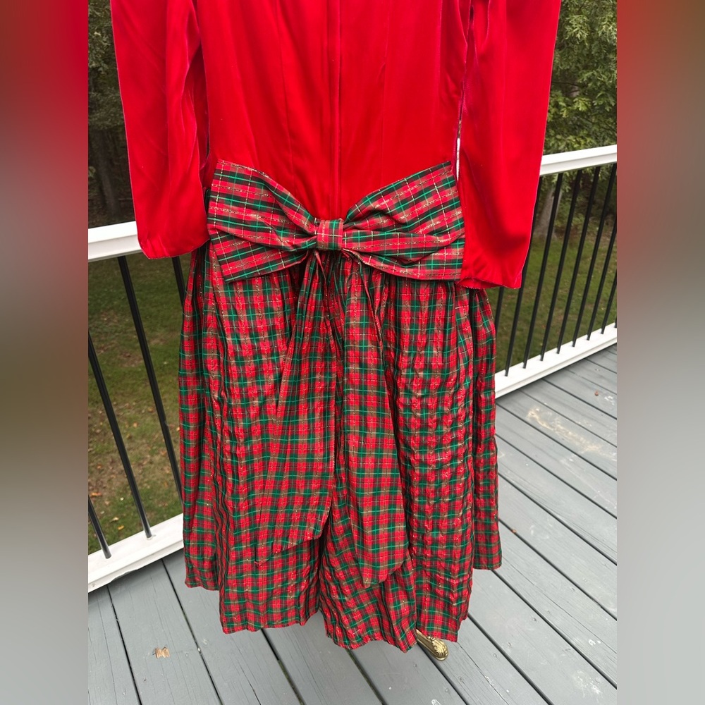 Vintage 1980’s Holiday Party Velvet & Tartan Plaid  A Line Skirt Vintage Size 8 - Picture 9 of 12